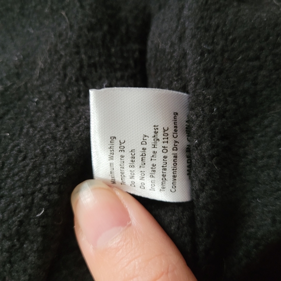 Norbi Dog Winter Jacket with Built-in Harness - Adjustable Warm Coats In Size M - Picture 6 of 8